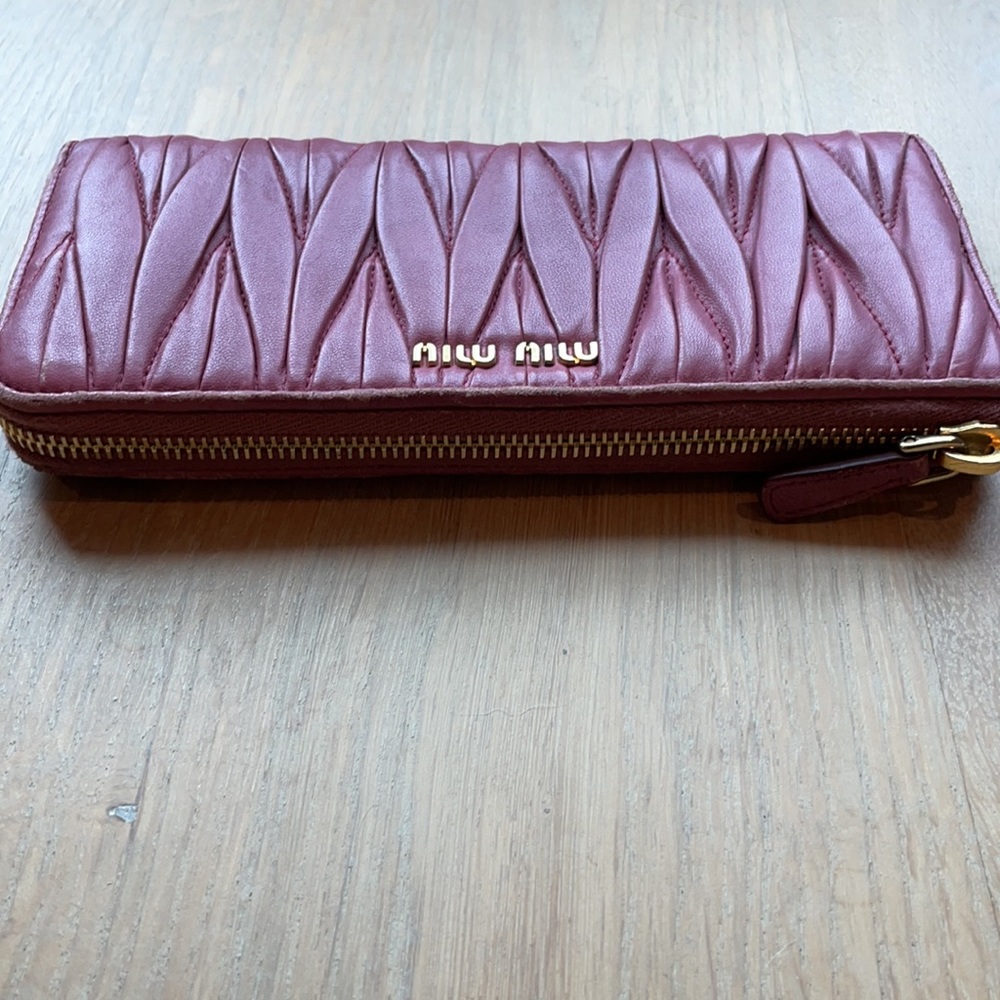 Authentic Miu Miu Pink Matelasse Wallet - image 5